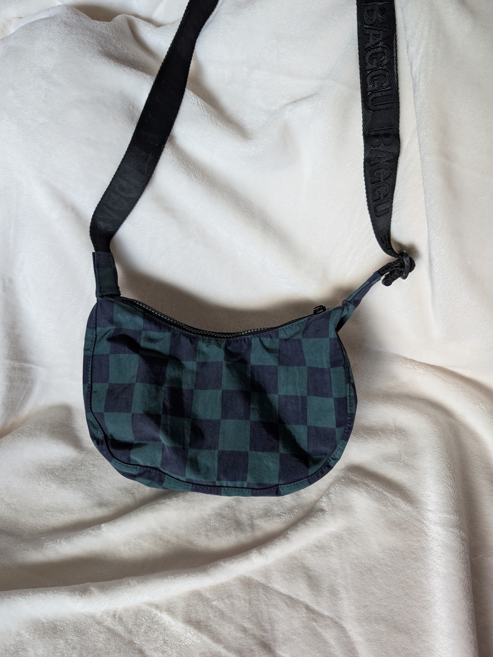 BAGGU Small Crescent
